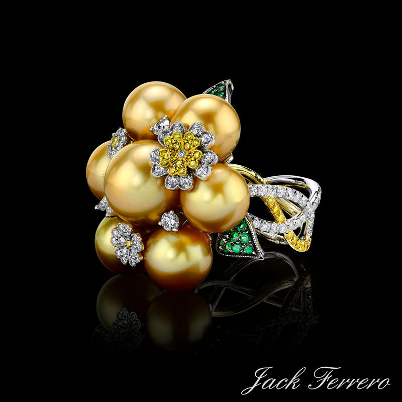Golden Pearlflower